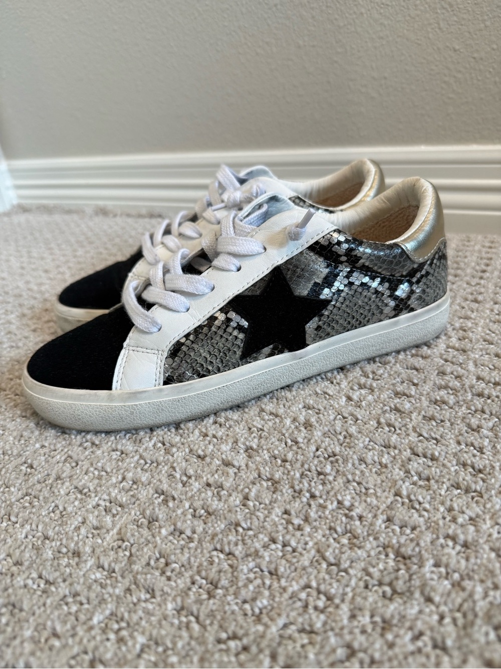 Vintage Havana Silver Snake-Print Sneakers with Black Star
